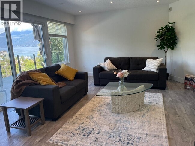 Photo - 6446 Marine Dr