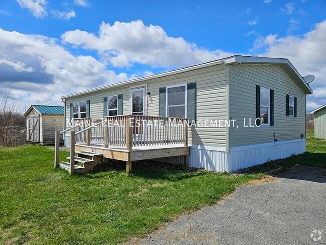 Building Photo - 113 H St Rental