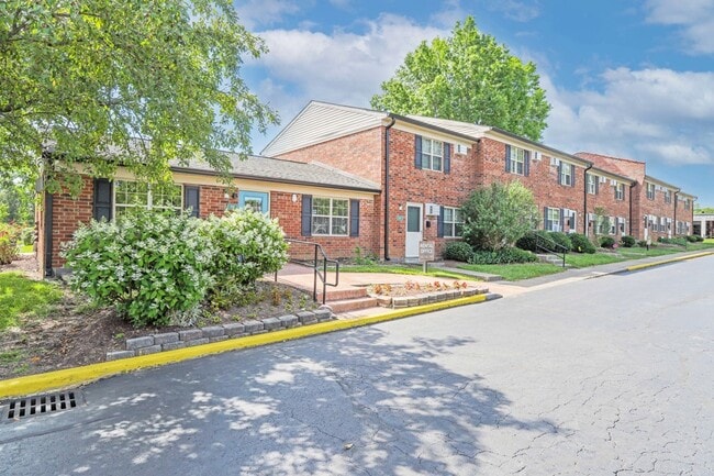 Photo - 319 Blair Ct