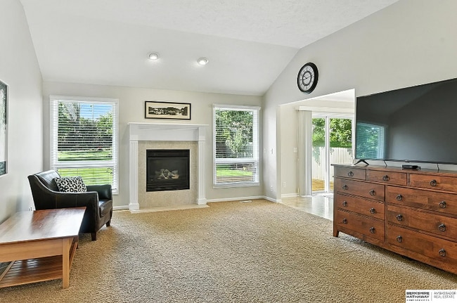 Photo - 16125 Timberline Dr