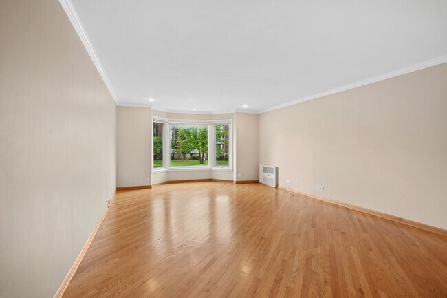 Photo - 400 Ascot Dr Unit 1E