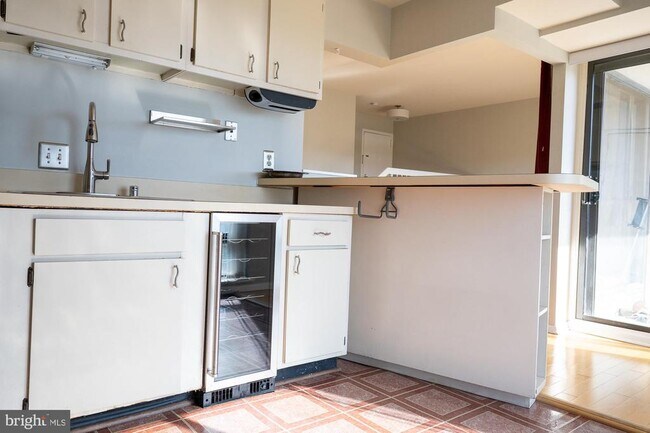 Photo - 104 Roberts Ln Unit 401