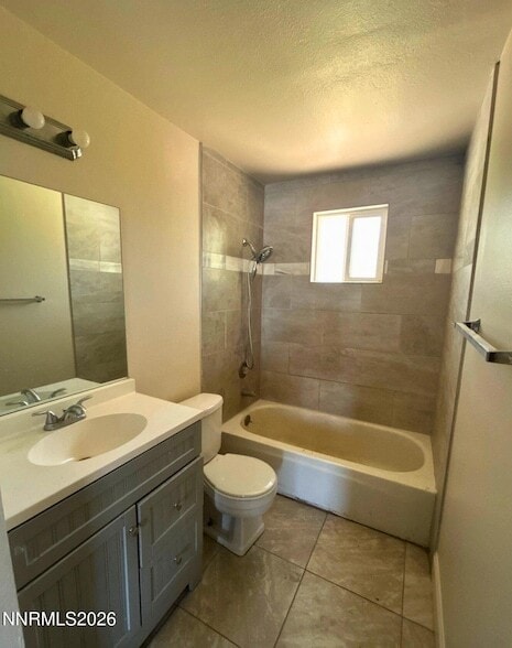 Photo - 2455 Kings Row