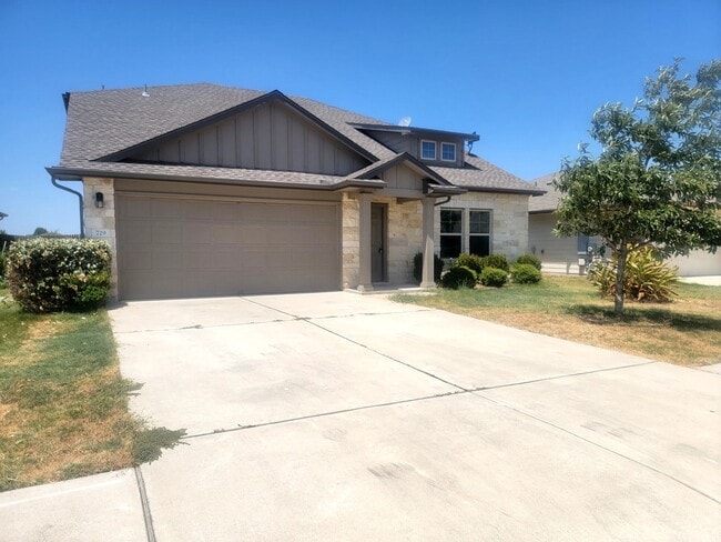 Photo - Spacious 3 Bedroom, 2.5 Bath Home with Garage & Tall Ceilings