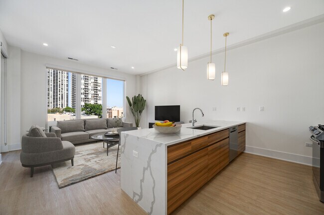 Photo - 159 W North Ave House