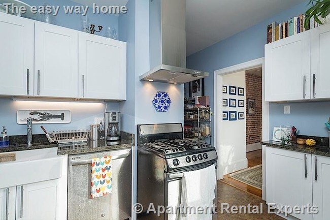 Photo - 137 Columbia St