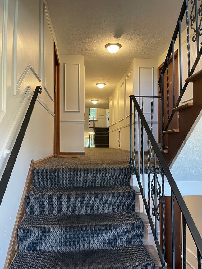 Photo - 201 Rose Ln St SW Unit 205