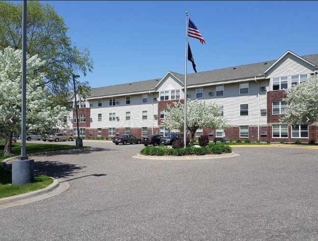 Silver Lake Pointe - Silver Lake Pointe Apartments