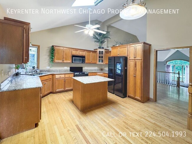 Photo - 160 Lincoln St