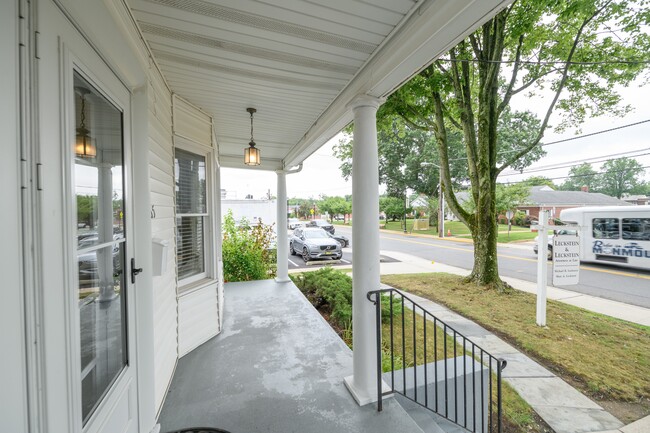 Photo - 463 Prospect Ave