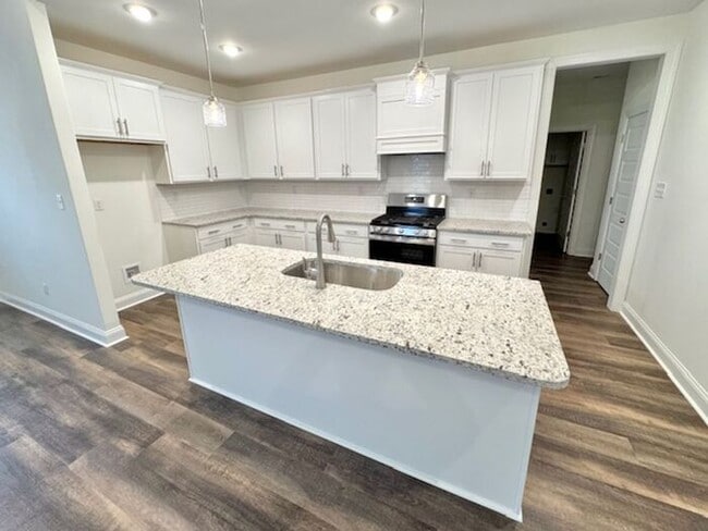 Photo - Brand New 5-bedroom 3 bath home in Olive Branch @ Southbranch