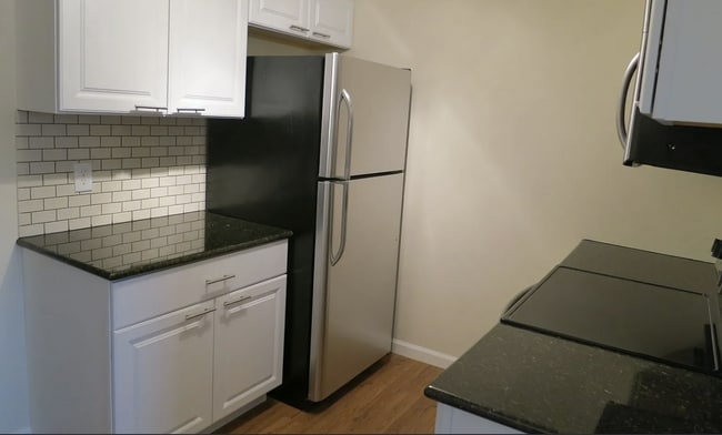 Photo - Beautiful 2B/2B Apartment Available Now! HALF OFF FIRST MONTHS RENT