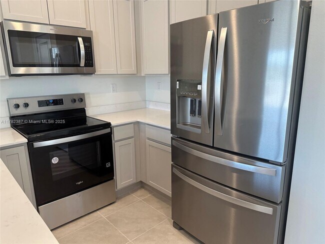 Photo - 822 SW 11th Ter