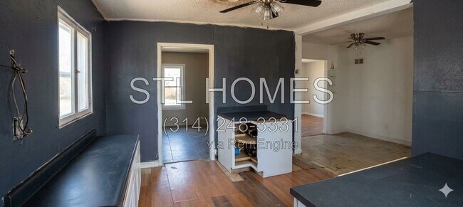 5461 Hamilton Ave