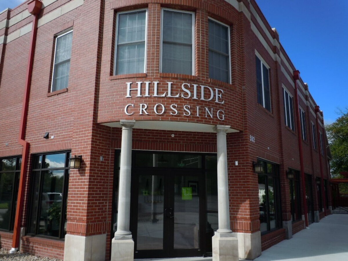 Photo - Hillside Crossing