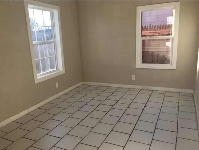 Photo - 1405 N Seminole St