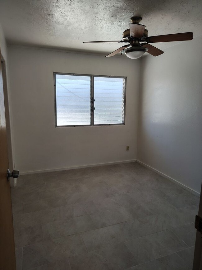 Photo - 1820MAKU Unit A2