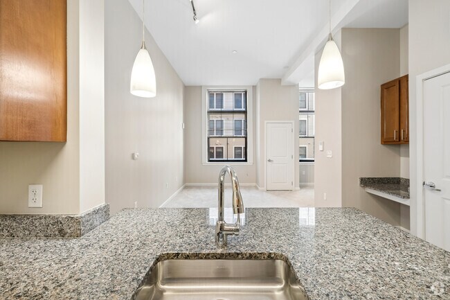 Studio - 507SF - Kitchen