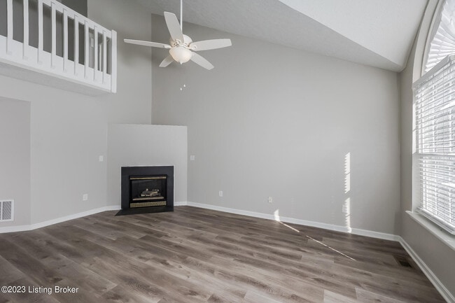 Photo - 4218 Willowview Blvd