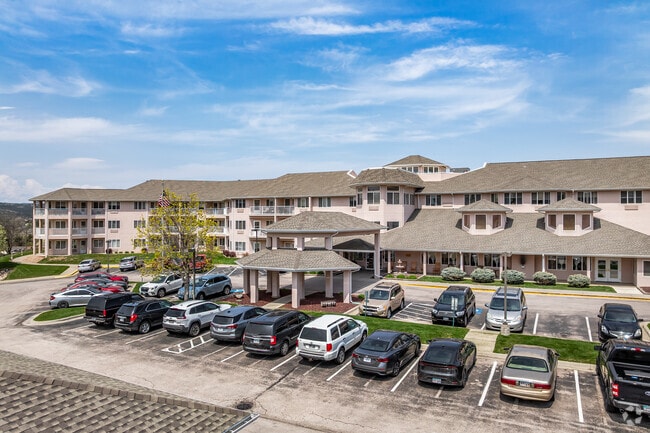 Foto alternativa del edificio - Holiday Hills Estates Senior Apartments