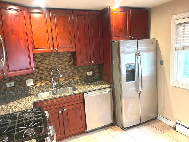 Photo - 1240 W Farwell Ave