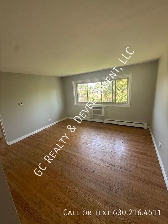 Photo - 18429 Torrence Ave Unit 5