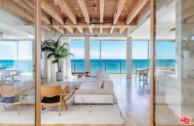 Photo - 25160 Malibu Rd