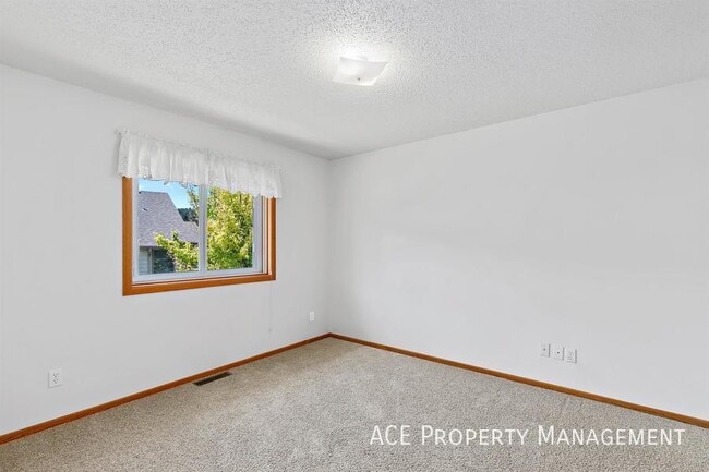 Photo - 3738 Park Dr