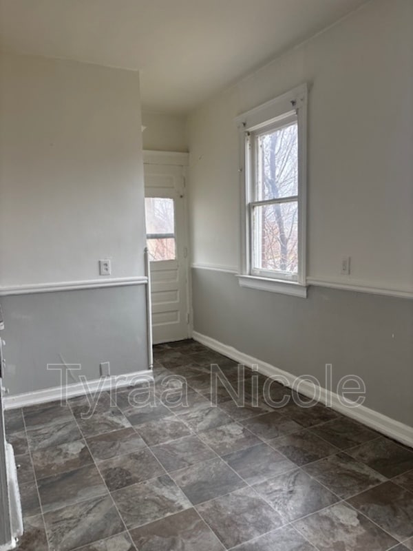 Photo - 4015 Whitney St