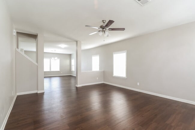 Photo - 9711 Cayenne Dr