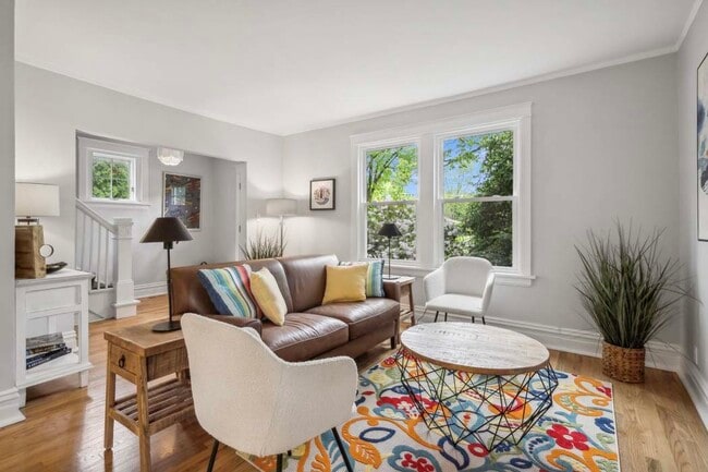 Photo - 2429 Central St