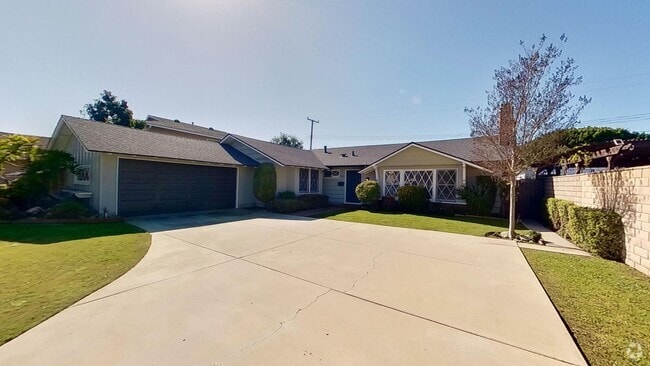 Building Photo - 11971 Weatherby Rd Rental
