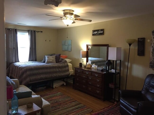 Photo - 3522 Wood Bridge Dr Unit A