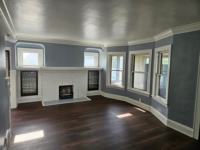 Building Photo - 14014 Edgewood Ave