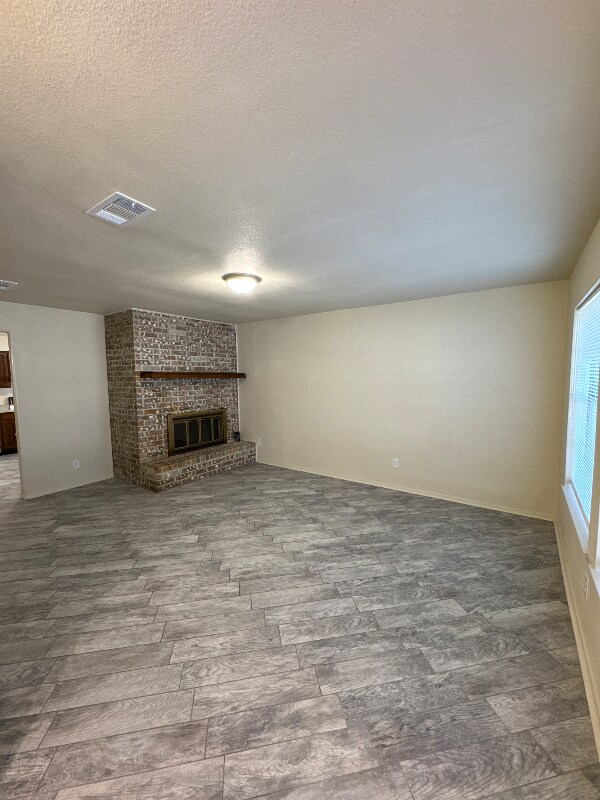 Photo - 618 Comal Ave