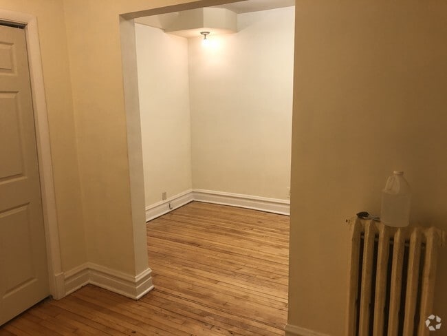 Building Photo - 531 S Lombard Ave Rental