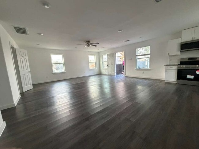 Photo - 5616 Hollow Pines Dr