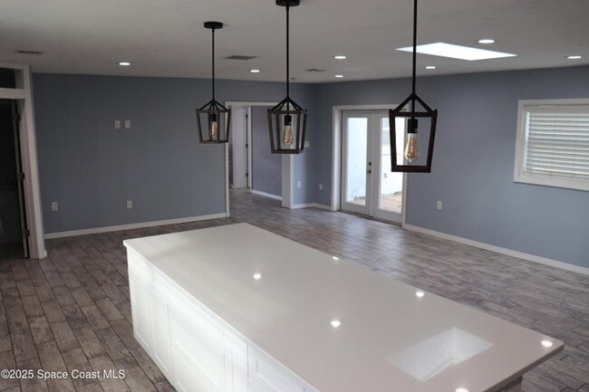 Photo - 491 Seacrest Ave