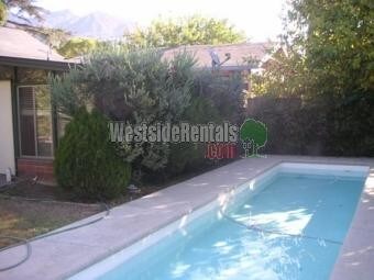 Photo - 1710 Oakwood St