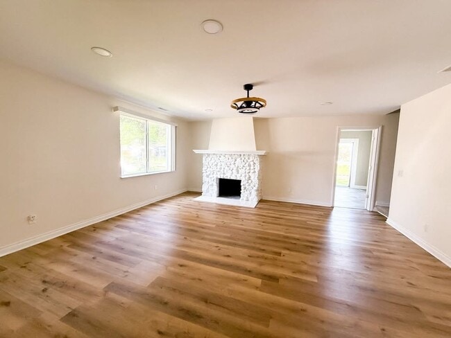 Photo - 134 Eckfield Dr