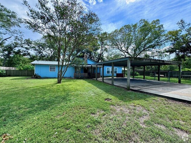 Building Photo - 1937 Red Bluff Rd Rental