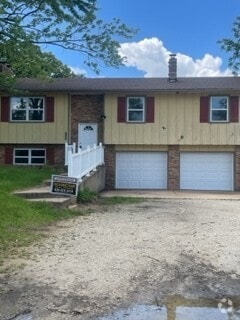 Building Photo - 1425 Baskett St Rental