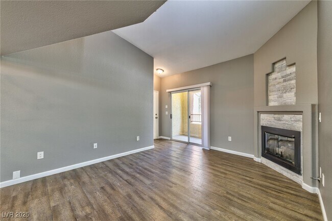 Photo - 2120 Ramrod Ave Unidad 1527