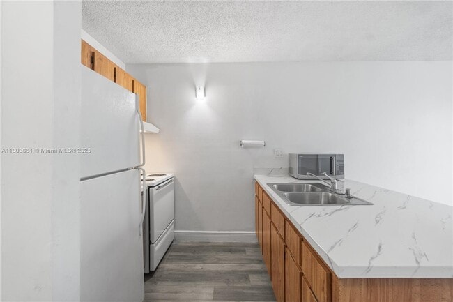 Photo - 2701 Riverside Dr Unit 413-B