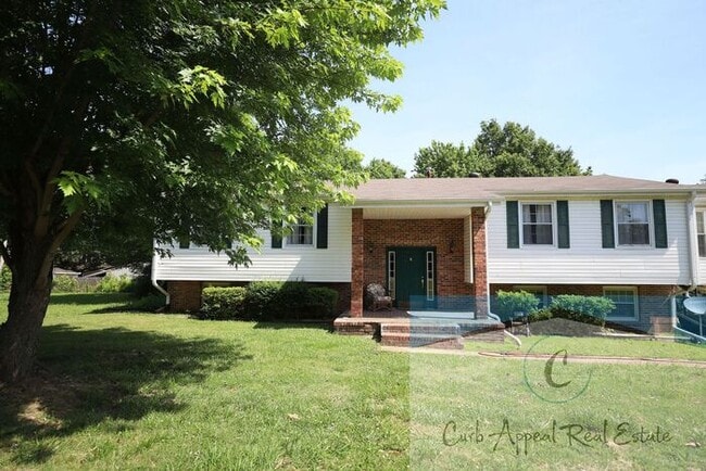 Building Photo - Beautifully renovated 4-bedroom 3 bath hom...