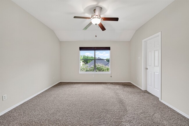 Building Photo - 16855 Carrollton Creek Ln