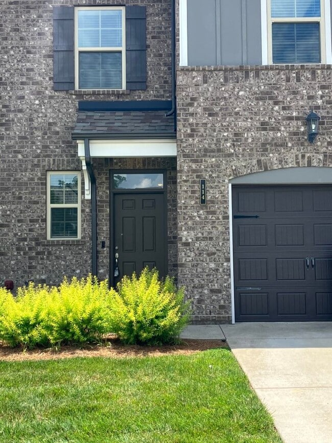 Energy Efficient townhome in Lebanon ** ... Condo for Rent in