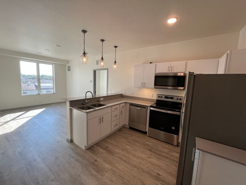 2 bedroom unit kitchen