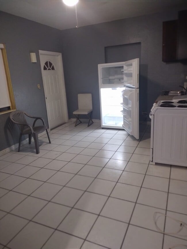 Photo - 165 NW 125th St House