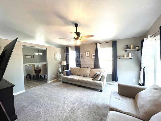 Photo - 654 Montrail Dr